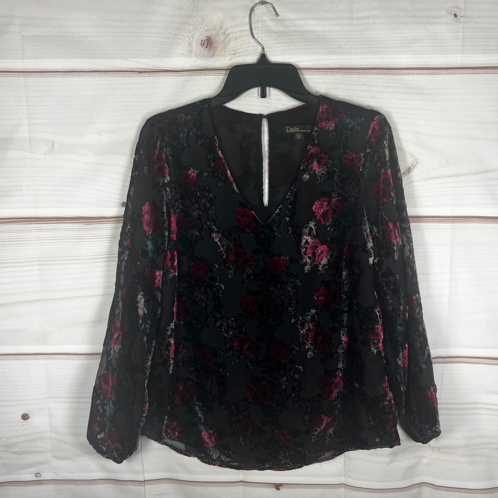 Dalia Floral Velvet Blouse Women S Black Long Sleeve V-Neck Top Lined Gothic
